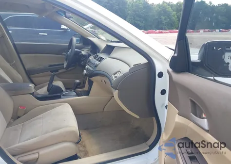 2010 Honda Accord 2.4 Lx из США, поврежденный, VIN 1HGCP2F32AA175840